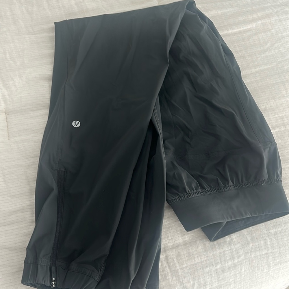 Lululemon Gray Jogger Pant